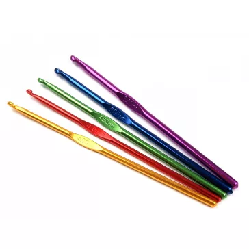   Horgolótű 2-5,5-es - 3 véletlen. színek (100 db-os csomagolás)