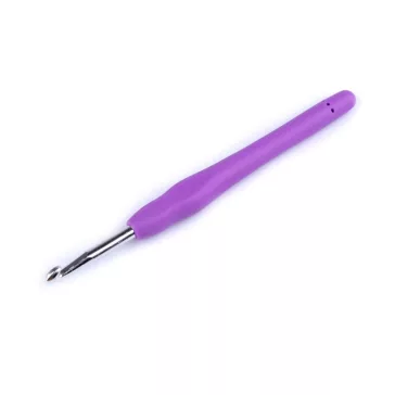   Szilikon nyelű horgolótű 2,5 méret; 2; 2,5; 3; 3,5; 4; 53; 3.5 - 8 (5 mm) véletlen. színek (6 db-os csomagolás)