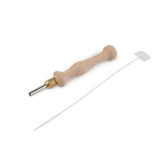 Fa fogantyú hímzőtoll lyukasztótű AIRO Ø5 mm vastagabb fonalhoz