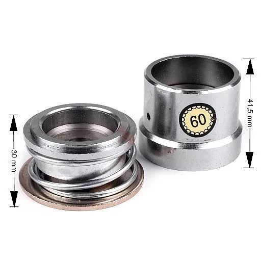 Gombbehúzó aparát / szerszám 38 mm