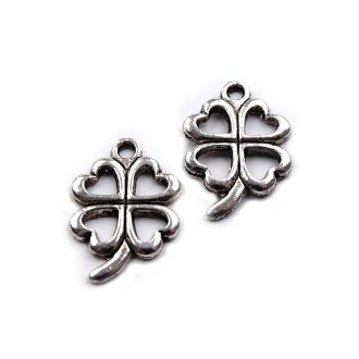 Medál NÉGYÁGÚ LÓHERE 15x21 mm