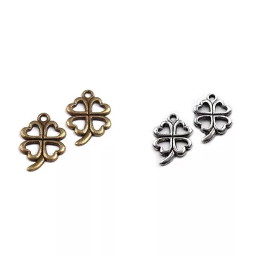  Medál NÉGYÁGÚ LÓHERE 15x21 mm - 1 platina patinával
130233 210829 130265 130268 130308 (250 db-os csomagolás)