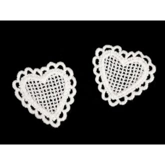 Csipke aplikáció / felvarrható szív