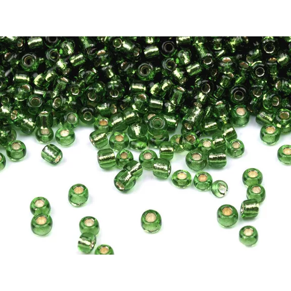 Üveg kásagyöngy 12/0 - 2 mm-es lyukkal - 27 zöld páfránya (450 g-os csomagolás) Üveg kásagyöngy 12/0 - 2 mm-es lyukkal - 27 zöld páfránya (450 g-os csomagolás)