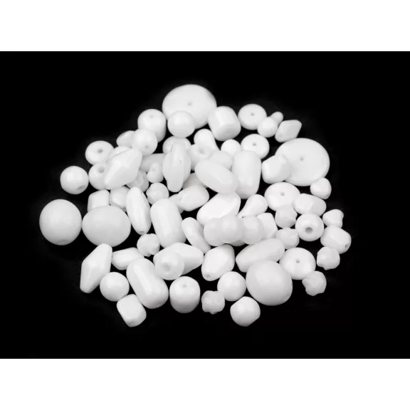 Vegyes üveggyöngyök - 15 fehér (50 g-os csomagolás) Vegyes üveggyöngyök - 15 fehér (50 g-os csomagolás)