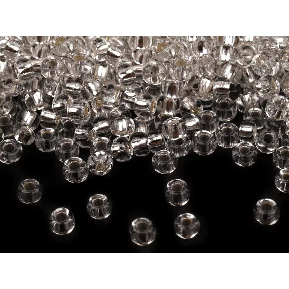 Preciosa kásagyöngy 8/0 - 3 mm - 78102 ezüst (20 g-os csomagolás) Preciosa kásagyöngy 8/0 - 3 mm - 78102 ezüst (20 g-os csomagolás)
