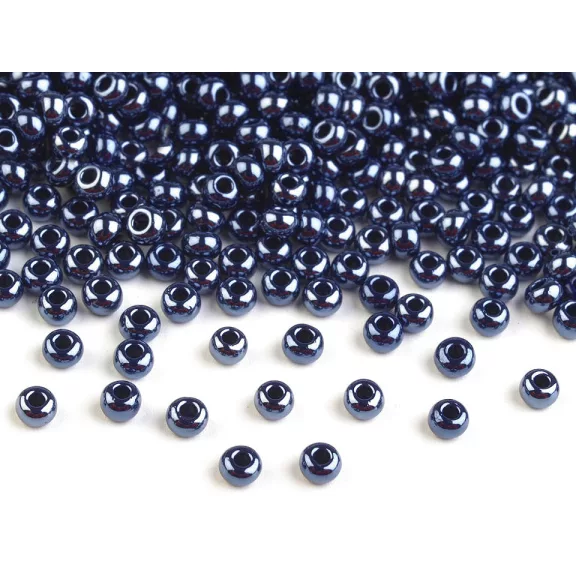 Preciosa kásagyöngy gyögyház 10/0 - 2,3 mm - 38080 tengerészkék (200 g-os csomagolás) Preciosa kásagyöngy gyögyház 10/0 - 2,3 mm - 38080 tengerészkék (200 g-os csomagolás)