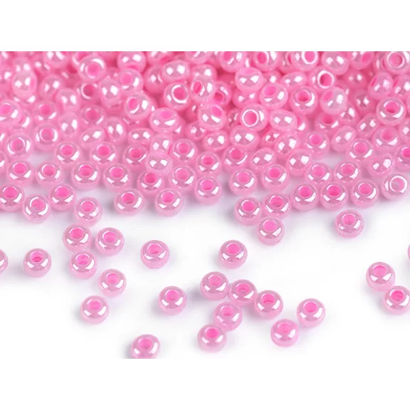 Preciosa kásagyöngy gyögyház 10/0 - 2,3 mm - 37175 rózsaszín világos (20 g-os csomagolás) Preciosa kásagyöngy gyögyház 10/0 - 2,3 mm - 37175 rózsaszín világos (20 g-os csomagolás)