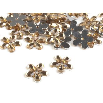 Műanyag virág Ø11 mm ragasztható varrható