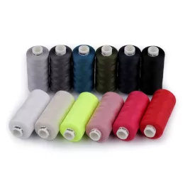 Fonott poliészter varrócérna Unipoly 500 m