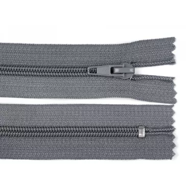   Cipzár húzózár No 5 nem bontható 18cm POL - 319 zavarosszürke (10 db-os csomagolás)