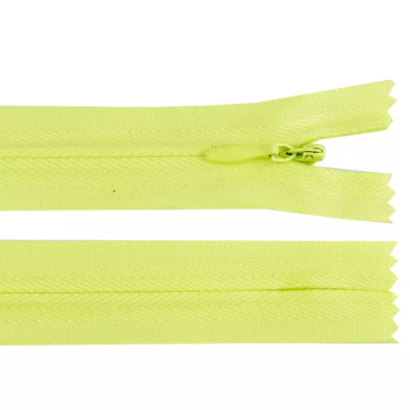Spirálos cipzár No 3 hossza 35cm - 229 sárga neon (1 db-os csomagolás) Spirálos cipzár No 3 hossza 35cm - 229 sárga neon (1 db-os csomagolás)