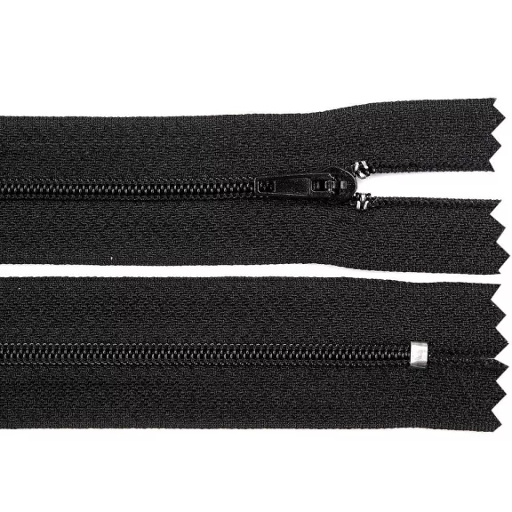 Spirálos cipzár No 3 hossza 20 cm pinlock - 332 fekete (50 db-os csomagolás) Spirálos cipzár No 3 hossza 20 cm pinlock - 332 fekete (50 db-os csomagolás)