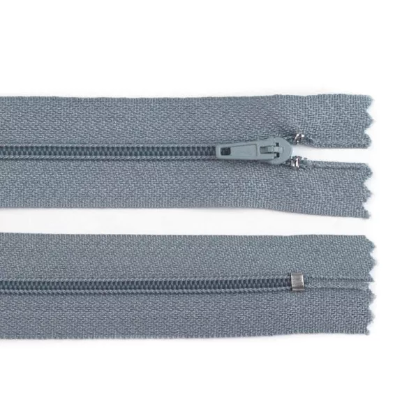 Spirálos cipzár No 3 hossza 30 cm Pinlock - 316 szürke (10 db-os csomagolás) Spirálos cipzár No 3 hossza 30 cm Pinlock - 316 szürke (10 db-os csomagolás)