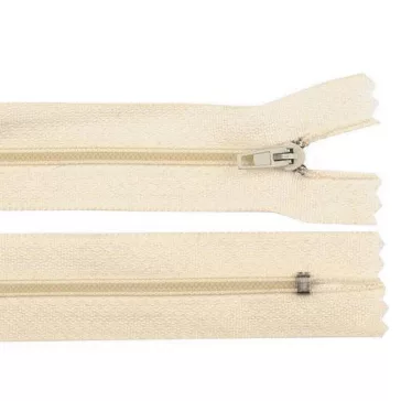   Spirálos cipzár No 3 hossza 30 cm Pinlock - 103 világos krém (10 db-os csomagolás)