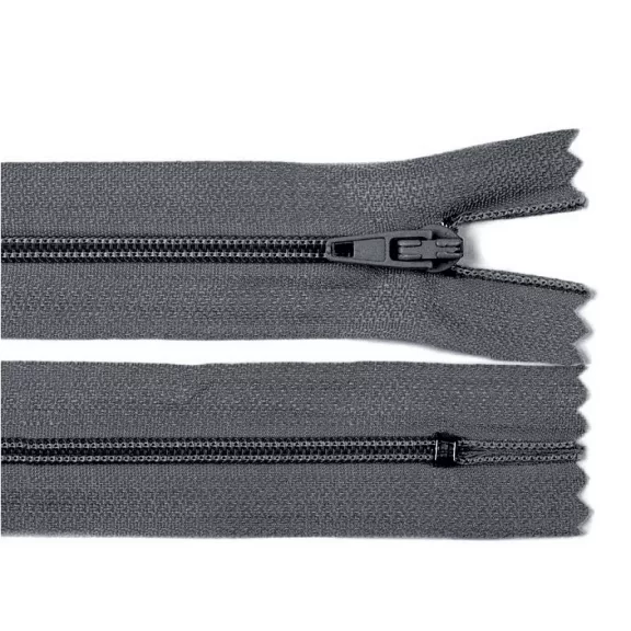 Spirál cipzár No 3 hossza 18 cm autolock - 312 zavarosszürke (1 db-os csomagolás) Spirál cipzár No 3 hossza 18 cm autolock - 312 zavarosszürke (1 db-os csomagolás)
