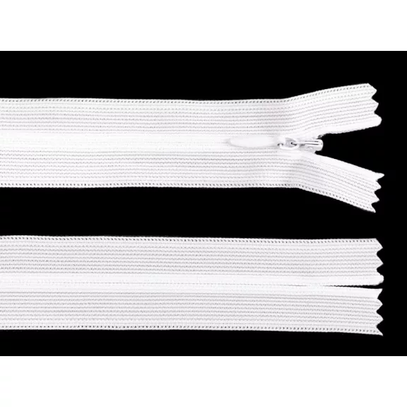 Rejtett spirál cipzár No 3 hosszúság 65 cm dederon - 101 fehér (1 db-os csomagolás) Rejtett spirál cipzár No 3 hosszúság 65 cm dederon - 101 fehér (1 db-os csomagolás)