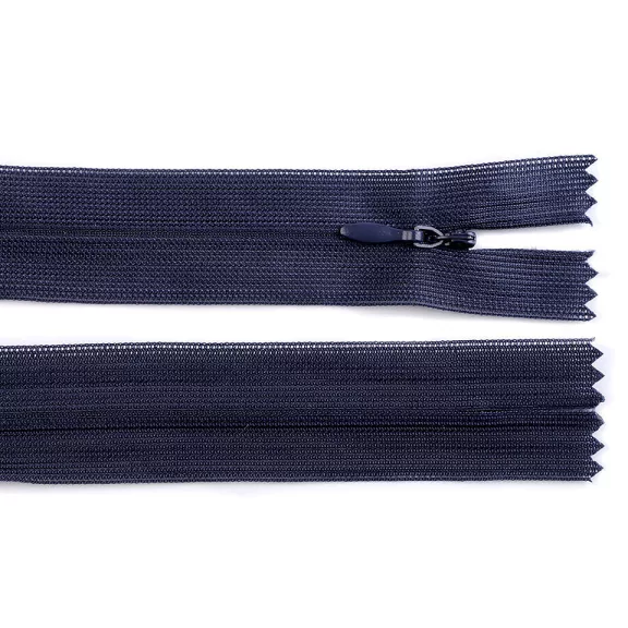Rejtett spirál cipzár No 3 hossza 30 cm dederon - 330 blue dark (1 db-os csomagolás) Rejtett spirál cipzár No 3 hossza 30 cm dederon - 330 blue dark (1 db-os csomagolás)