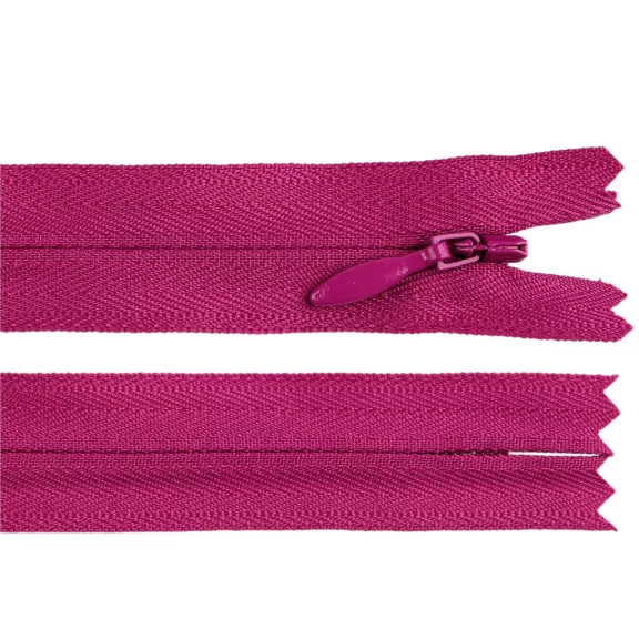 Rejtett spirálos cipzár YKK No 4 hossza 60 cm - 853 fukszia sötét (20 db-os csomagolás) Rejtett spirálos cipzár YKK No 4 hossza 60 cm - 853 fukszia sötét (20 db-os csomagolás)
