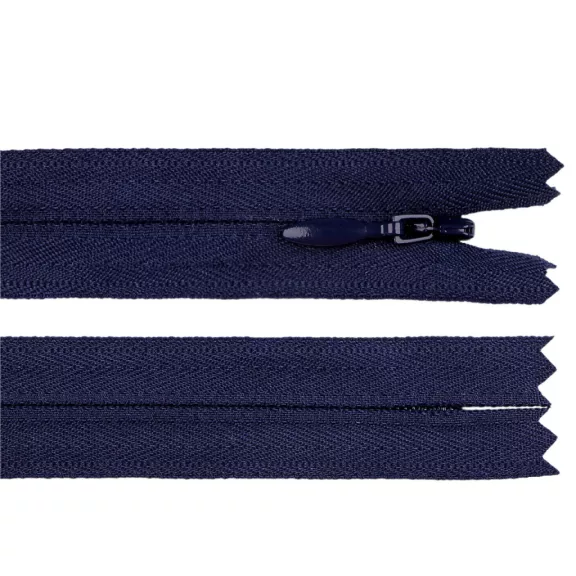 Rejtett spirálos cipzár YKK No 4 hossza 60 cm - 919 sötétkék (20 db-os csomagolás) Rejtett spirálos cipzár YKK No 4 hossza 60 cm - 919 sötétkék (20 db-os csomagolás)