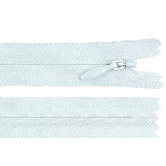 Rejtett spirálos cipzár YKK No 4 hossza 50 cm - 541 világoskék (1 db-os csomagolás) Rejtett spirálos cipzár YKK No 4 hossza 50 cm - 541 világoskék (1 db-os csomagolás)