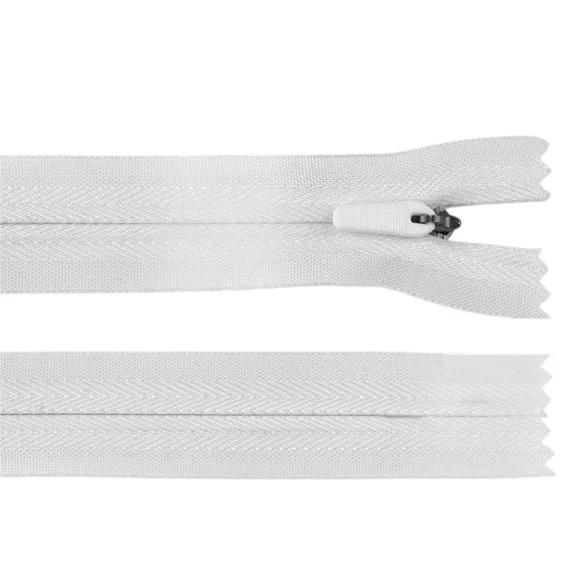 Rejtett spirál cipzár No. 3 25 cm hosszú, kültéri ruházathoz és kiegészítőkhöz, semi-lock záródással - 101 fehér (25 db-os csomagolás) Rejtett spirál cipzár No. 3 25 cm hosszú, kültéri ruházathoz és kiegészítőkhöz, semi-lock záródással - 101 fehér (25 db-os csomagolás)
