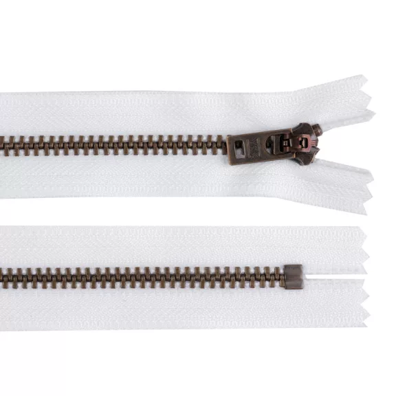 YKK cipzár No 5 18 cm sárgaréz ( jeans) - 501 fehér sárgaréz (1 db-os csomagolás) YKK cipzár No 5 18 cm sárgaréz ( jeans) - 501 fehér sárgaréz (1 db-os csomagolás)