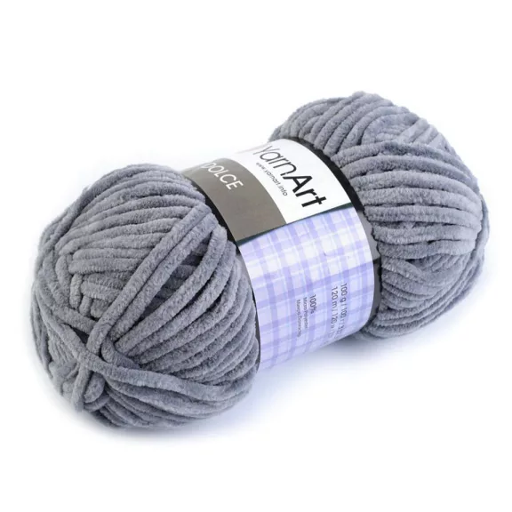 Zsenília kötőfonal Dolce 100 g - 10 (760) szürke (5 db-os csomagolás) Zsenília kötőfonal Dolce 100 g - 10 (760) szürke (5 db-os csomagolás)