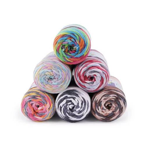 Kötőfonal Twisted Macrame 250 g fésülés