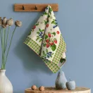 Szamóca és áfonya mintás 50 cm széles darázs szövet Szamóca és áfonya mintás 50 cm széles darázs szövet