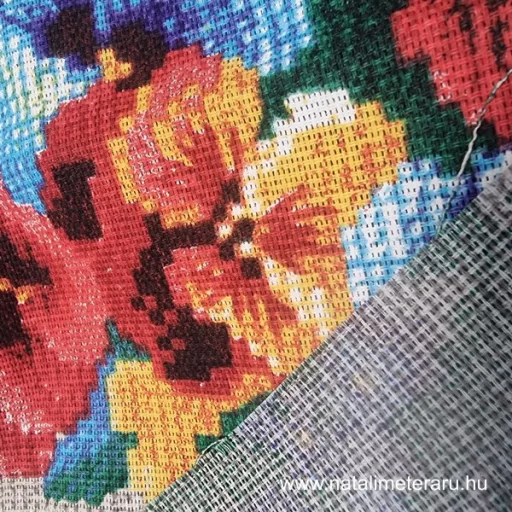 Illatos virágok bordűrös pamutvászon