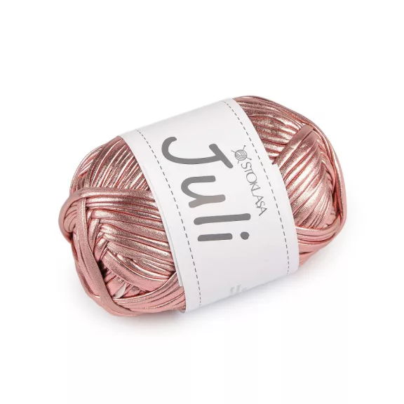 Kötő fonal Juli fémes 100 g - 4 (5) púderrózsaszín (5 db-os csomagolás) Kötő fonal Juli fémes 100 g - 4 (5) púderrózsaszín (5 db-os csomagolás)