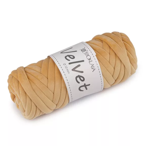 Marshmallow vastag Velvet fonal Ø10 mm 500 g - 7 (016) teve bézs (3 db-os csomagolás) Marshmallow vastag Velvet fonal Ø10 mm 500 g - 7 (016) teve bézs (3 db-os csomagolás)