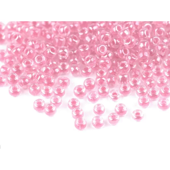 Kásagyöngy 8/0 - 3 mm élénk színek - 2221 rózsaszín világos (450 g-os csomagolás) Kásagyöngy 8/0 - 3 mm élénk színek - 2221 rózsaszín világos (450 g-os csomagolás)