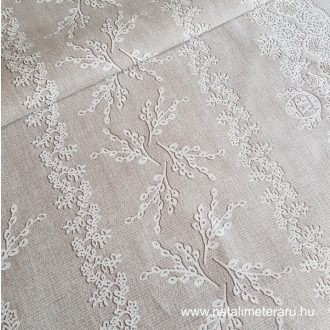   Halvány bézs , fehér csipke mintás 50 cm széles pamutvászon