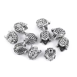Zsinórvég / dísz kupak / szoknya 12x12 mm