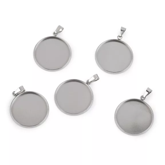 Nemesacél medál alap sima Ø20 mm-es tállal, függesztő füllel - 1 platina (5 db-os csomagolás) Nemesacél medál alap sima Ø20 mm-es tállal, függesztő füllel - 1 platina (5 db-os csomagolás)