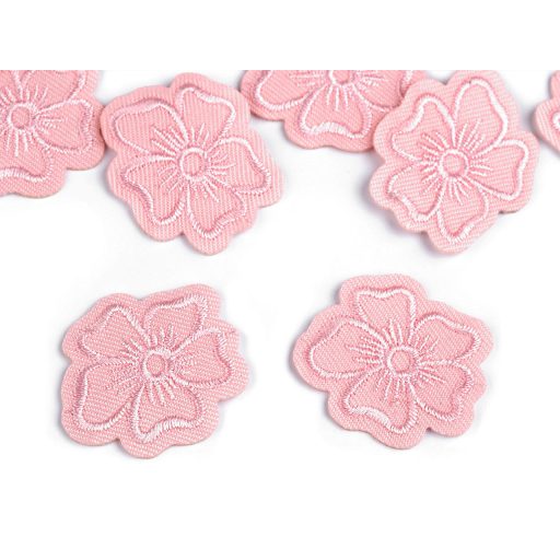 Felvasalható folt hímzett virág