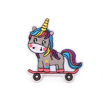 Vasalható matrica egyszarvú