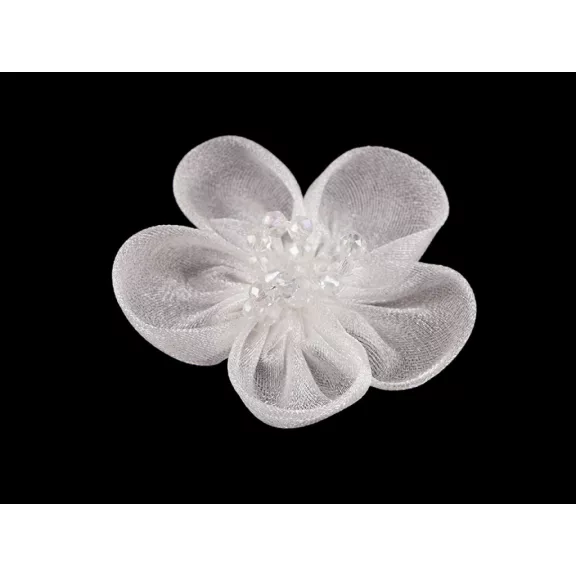 Organza virág csiszolt kövekkel varrásra és ragasztásra Ø4,5 cm - 2 (1) fehér (2 db-os csomagolás) Organza virág csiszolt kövekkel varrásra és ragasztásra Ø4,5 cm - 2 (1) fehér (2 db-os csomagolás)