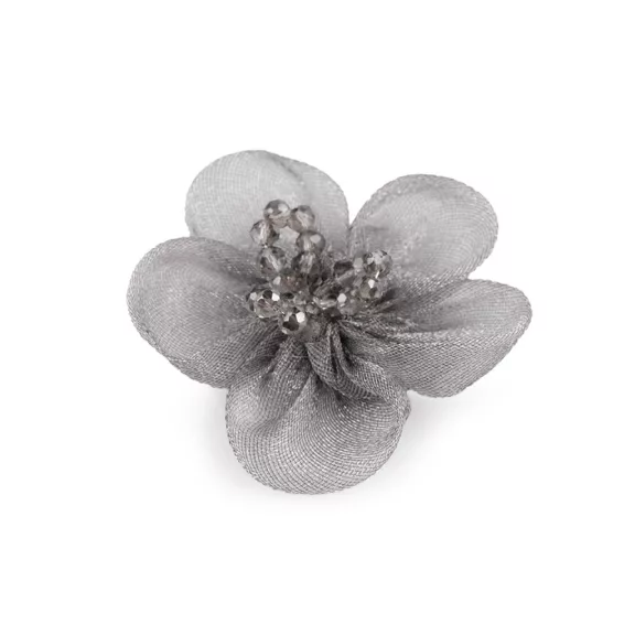 Organza virág csiszolt kövekkel varrásra és ragasztásra Ø4,5 cm - 4 (17) szürke (2 db-os csomagolás) Organza virág csiszolt kövekkel varrásra és ragasztásra Ø4,5 cm - 4 (17) szürke (2 db-os csomagolás)