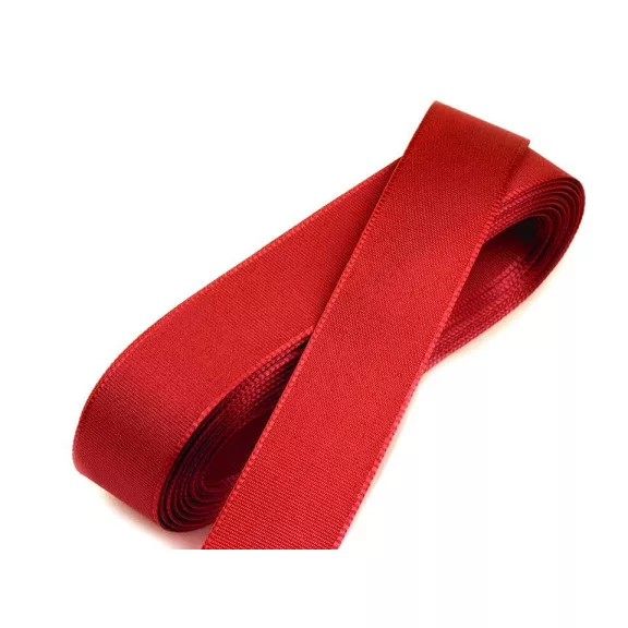 Taft szalag 20 mm-es - 643 piros (10 m-es csomagolás) Taft szalag 20 mm-es - 643 piros (10 m-es csomagolás)