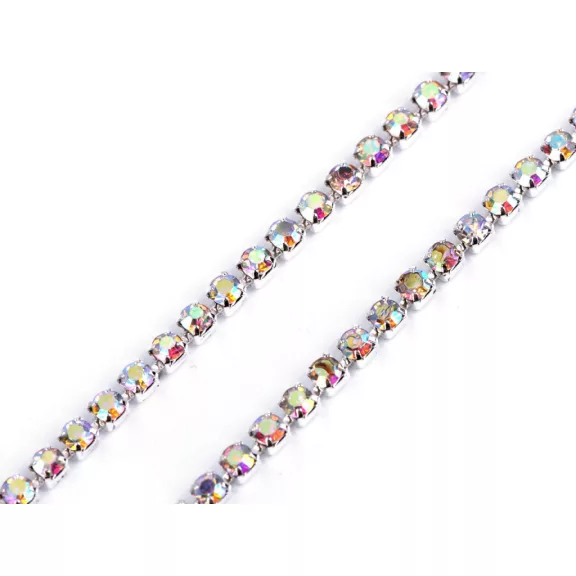Kristály strasszlánc / bortnyi 2 mm - 1 crystal AB ezüst (27 m-os csomagolás) Kristály strasszlánc / bortnyi 2 mm - 1 crystal AB ezüst (27 m-os csomagolás)