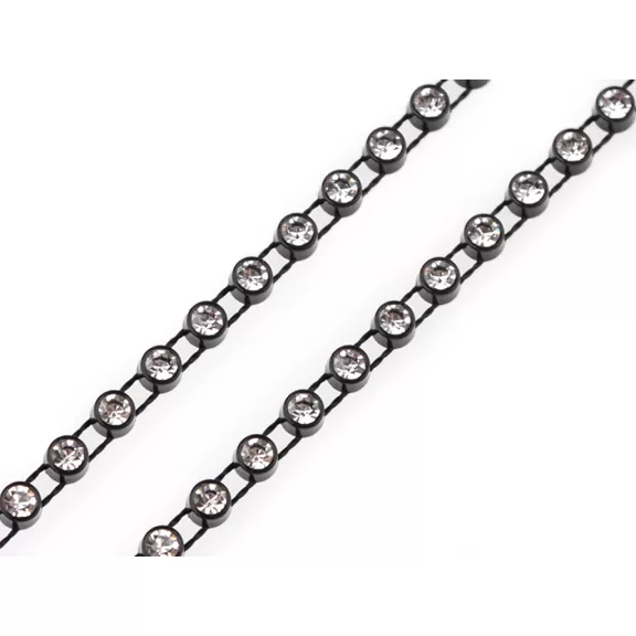 Varrható méteres strasslánc színes foglalatban Ø4 mm - 2 crystal fekete (27 m-os csomagolás) Varrható méteres strasslánc színes foglalatban Ø4 mm - 2 crystal fekete (27 m-os csomagolás)