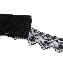 Hímzett csipke monofilen szélessége 65 mm