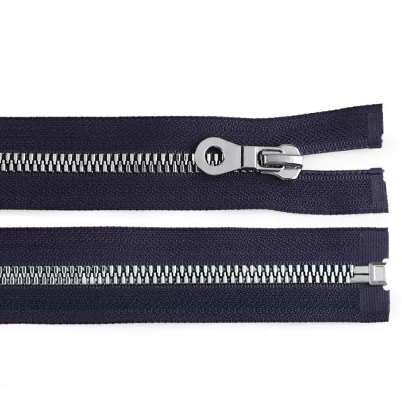Cápa fogú cipzár vastag 80 cm ezüst-fekete fogak no 8 mm - 330 blue dark (1 db-os csomagolás) Cápa fogú cipzár vastag 80 cm ezüst-fekete fogak no 8 mm - 330 blue dark (1 db-os csomagolás)