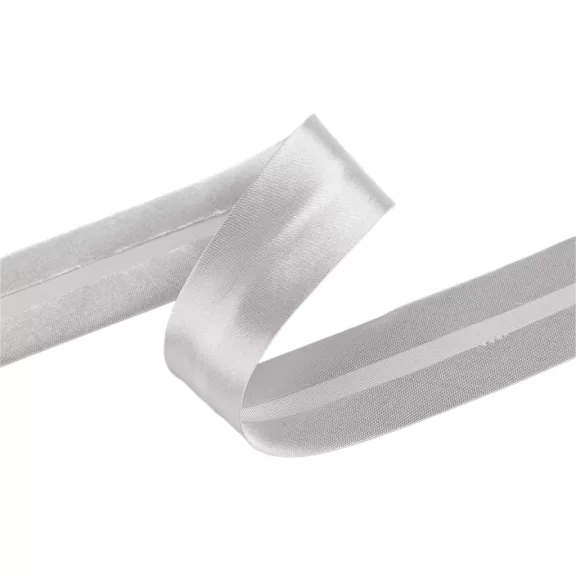 Ferdepánt szatén 30 mm széles, bevasat - 6 (448) szürke (75 m-os csomagolás) Ferdepánt szatén 30 mm széles, bevasat - 6 (448) szürke (75 m-os csomagolás)