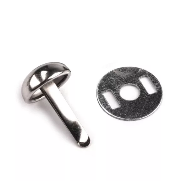 Kétlábas szög / fém táskaláb Ø12 mm szegecs - 2 nikkel (10 szett) Kétlábas szög / fém táskaláb Ø12 mm szegecs - 2 nikkel (10 szett)