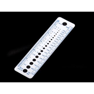 Vonalzó kötőtű mérésére