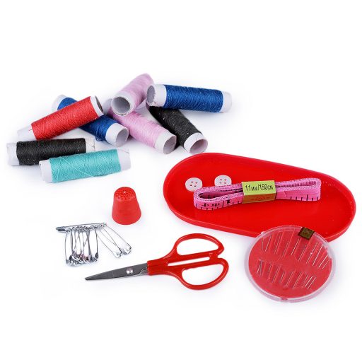 Varrókészlet átlátszó műanyag dobozban